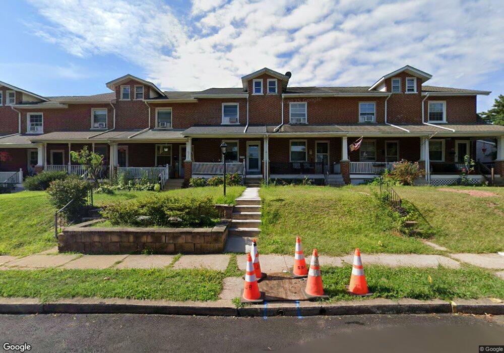 908 W 3rd St, Lansdale, PA 19446 - photo 1