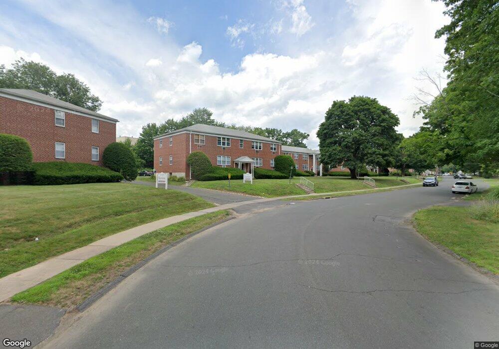 45 Sky View Dr unit 2, West Hartford, CT 06117 - photo 1