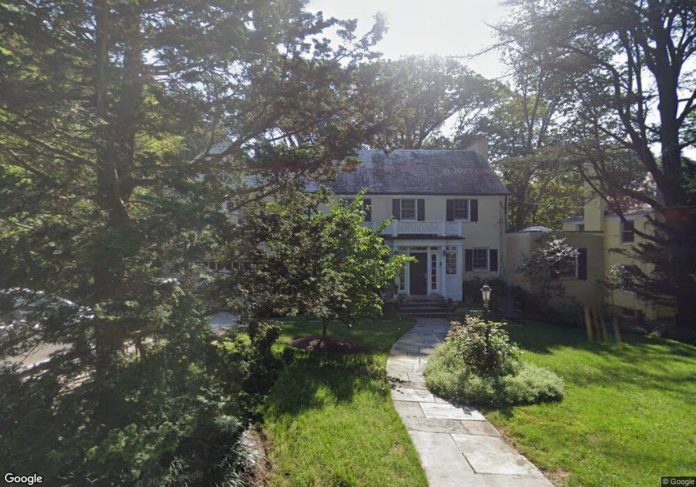 4435 Linnean Ave NW, Washington, DC 20008 - photo 1