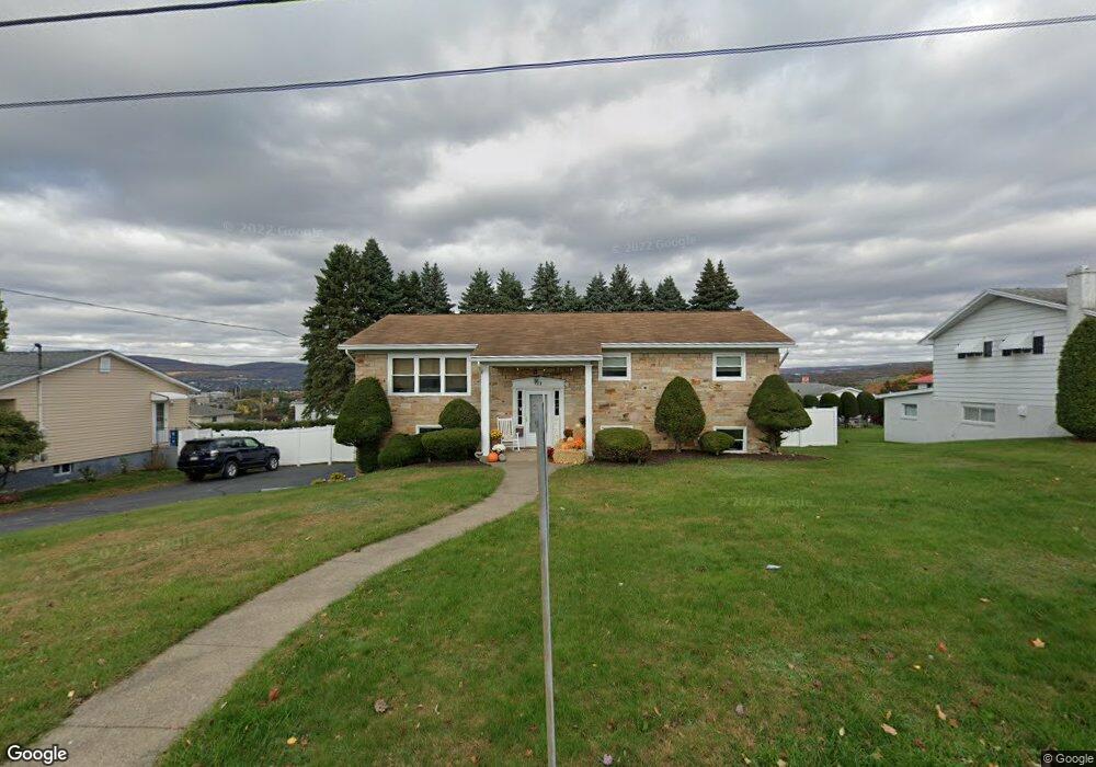 521 Jessup St, Dunmore, PA 18512 - photo 1