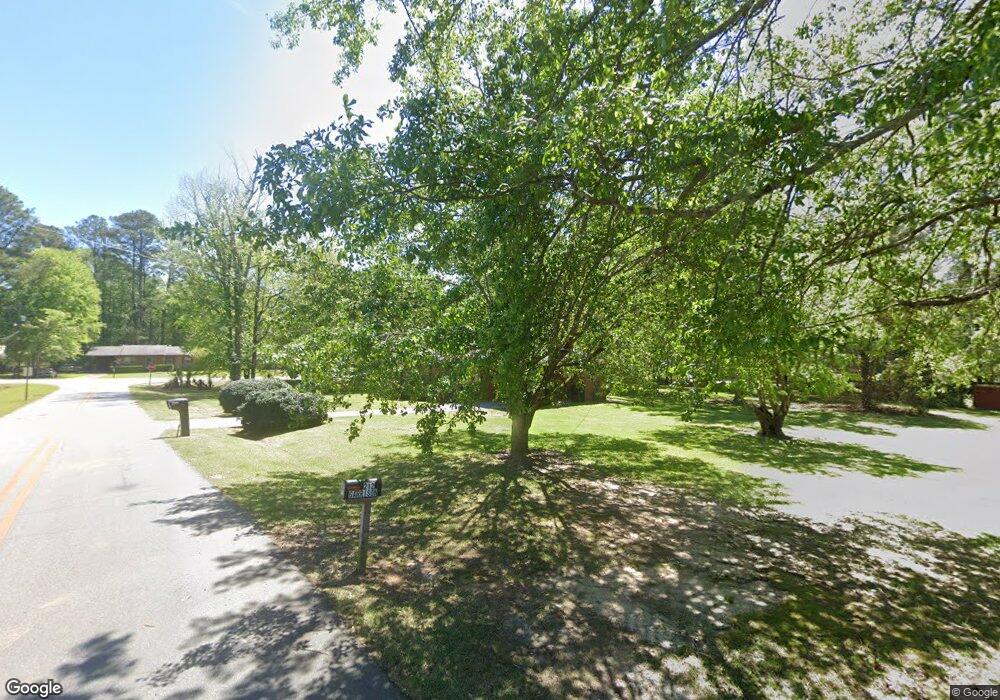 221 Cherokee Dr, Barnesville, GA 30204 - photo 1