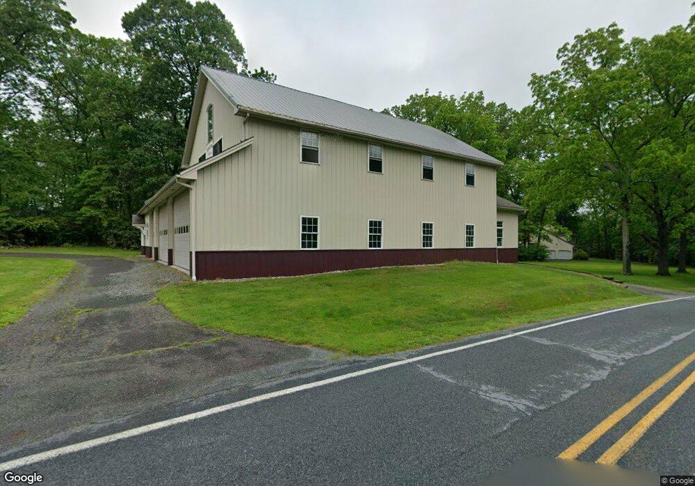 32 Spring Hill Rd, Hereford, PA 18056 - photo 1