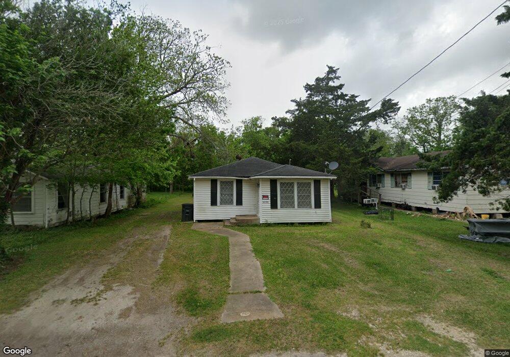 3222 Nolan Ave, Bay City, TX 77414 - photo 1
