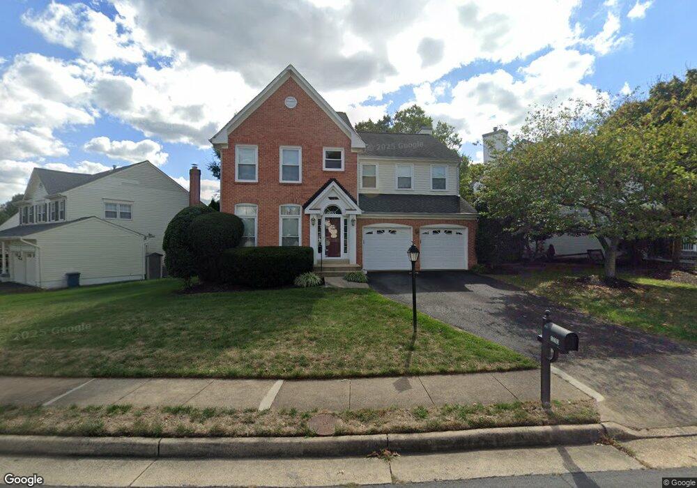 13703 Rosetree Ct, Chantilly, VA 20151 - photo 1