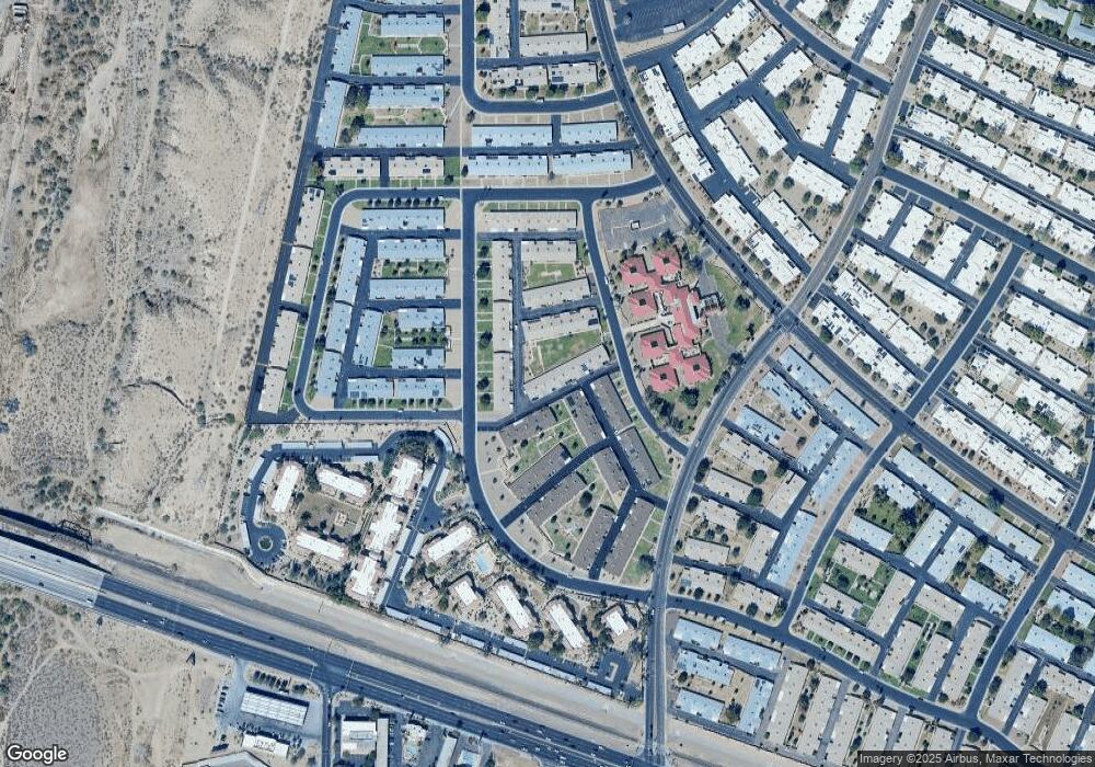 13636 N Silverbell Dr unit 57, Sun City, AZ 85351 - photo 1