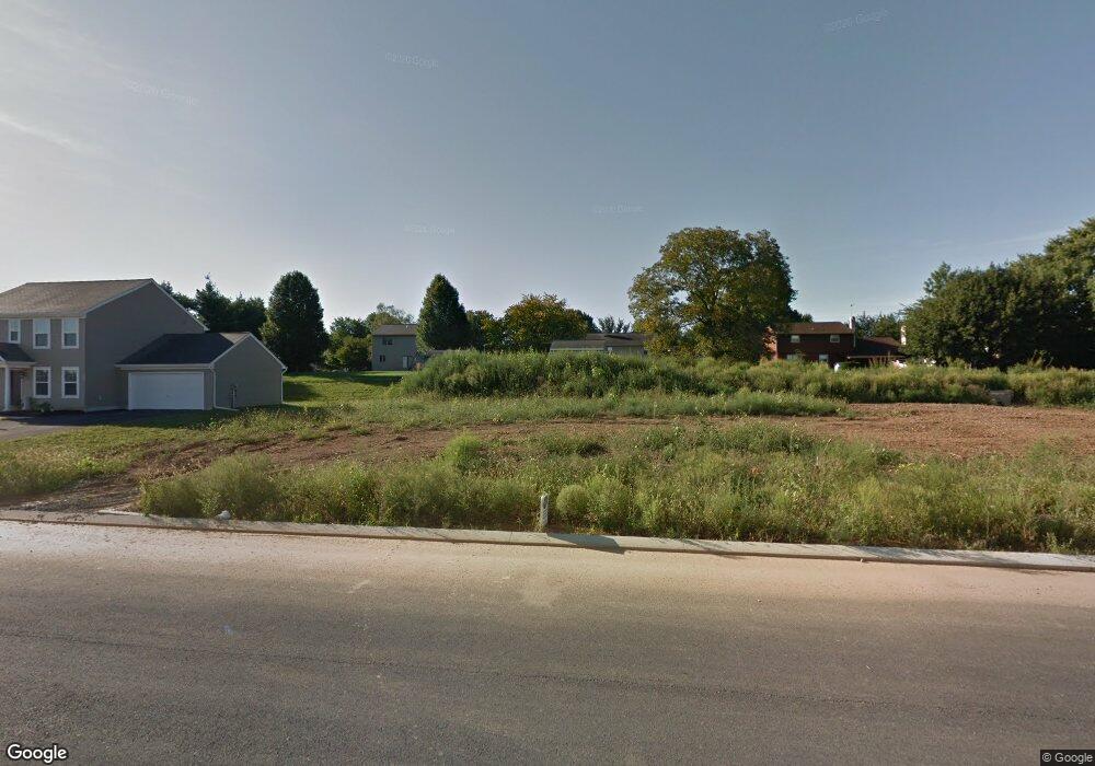 210 Fallowfield Dr, Leola, PA 17540 - photo 1