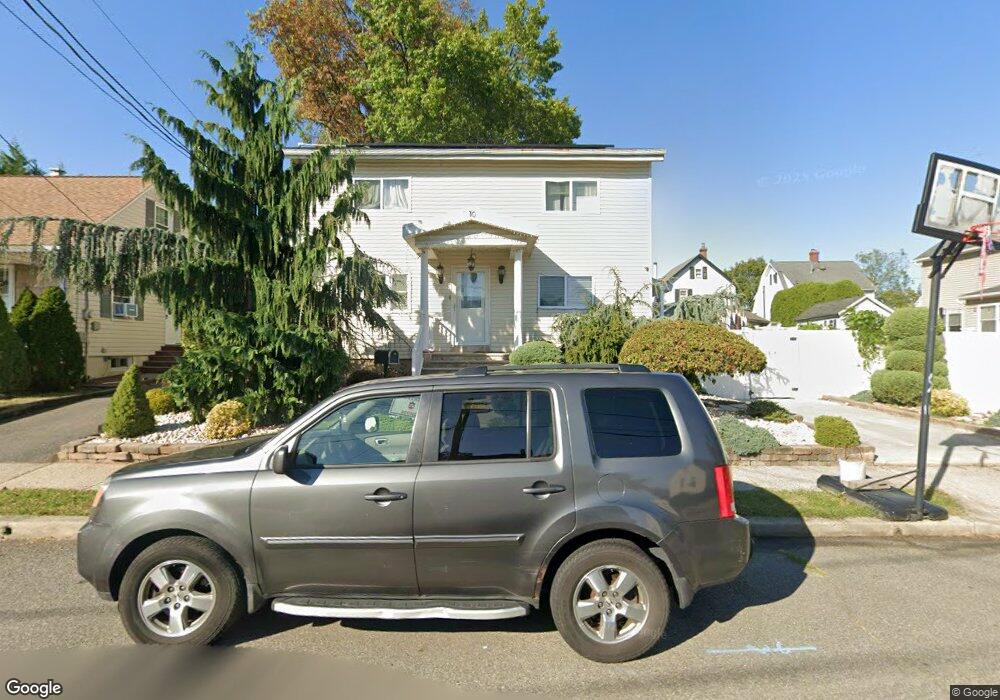 10 Winston Dr, Woodbridge, NJ 07095 - photo 1