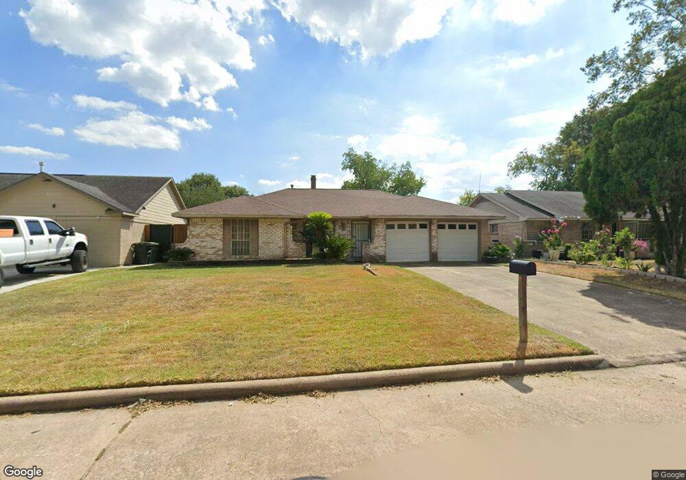 6407 Tall Willow Dr, Houston, TX 77088 - photo 1