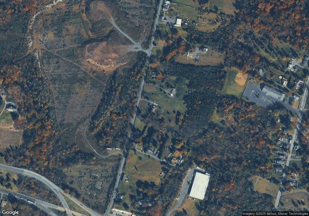 49 Township Line Rd, Douglassville, PA 19518 - photo 1