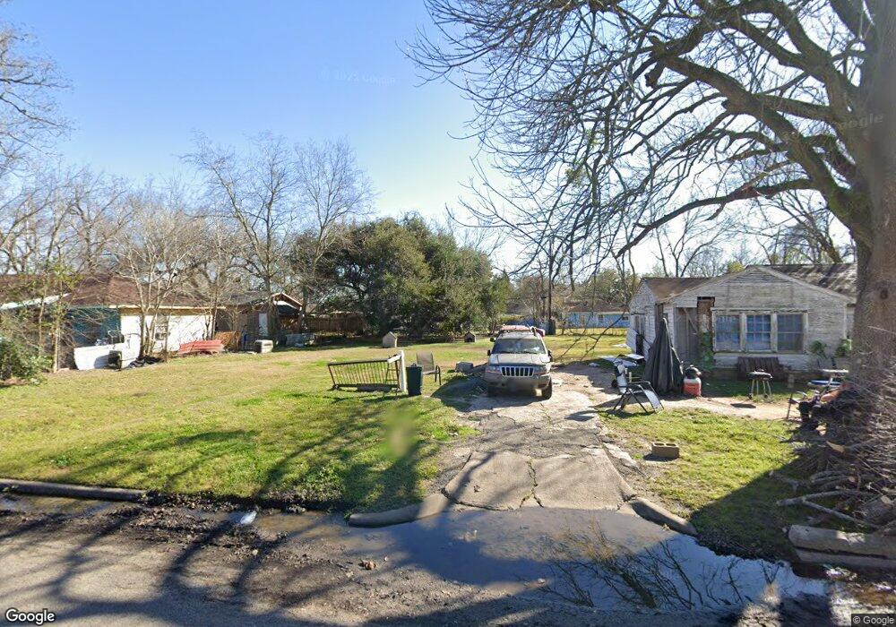 7114 Winfree Dr, Houston, TX 77087 - photo 1