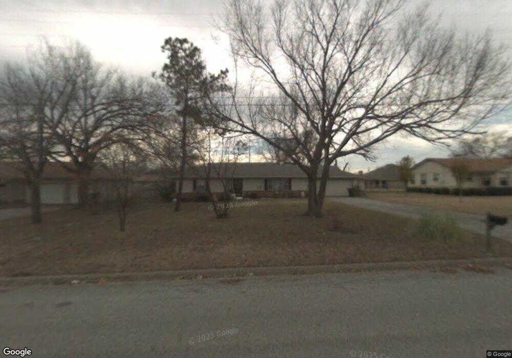 1604 E Peyton St, Sherman, TX 75090 - photo 1