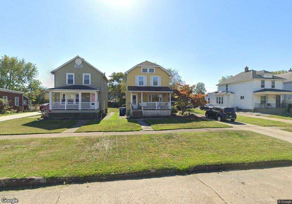 2134 E 29th St, Lorain, OH 44055 - photo 1