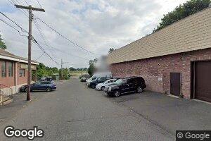 124 Thorpe St, Fairfield, CT 06824