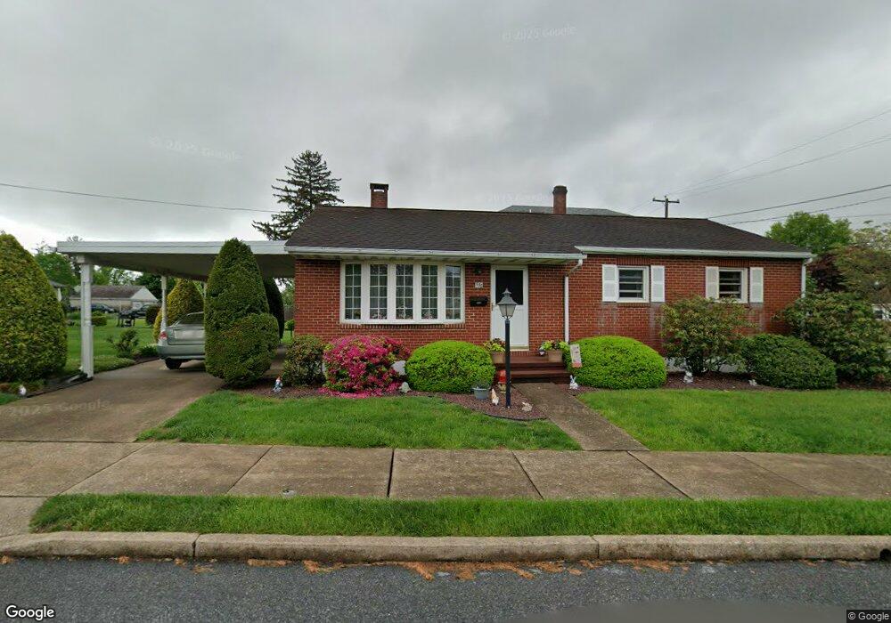 536 Chestnut St, Shoemakersville, PA 19555 - photo 1