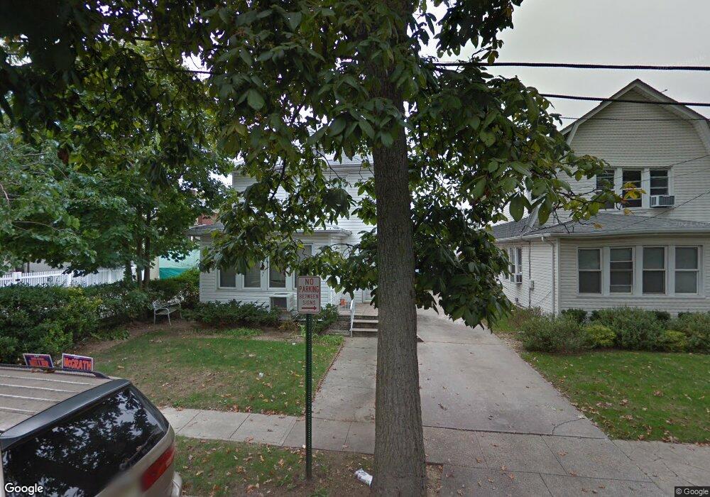 526 Park Place, Cedarhurst, NY 11516 - photo 1