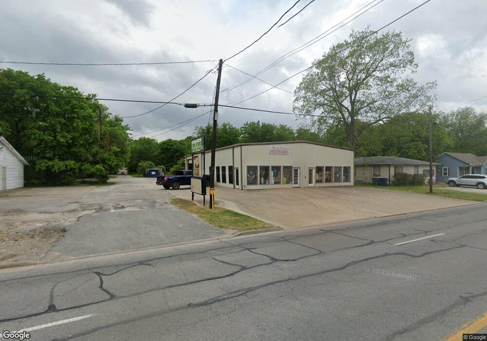 307 W Fm 120, Pottsboro, TX 75076 - photo 1