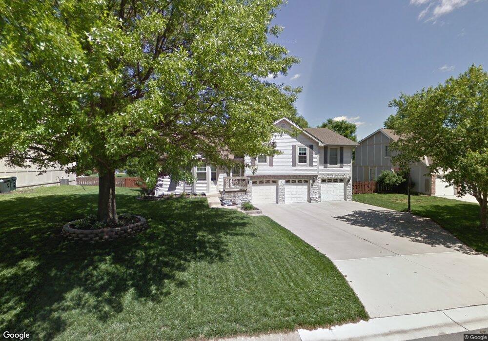 23870 W 57th Terrace, Shawnee, KS 66226 - photo 1