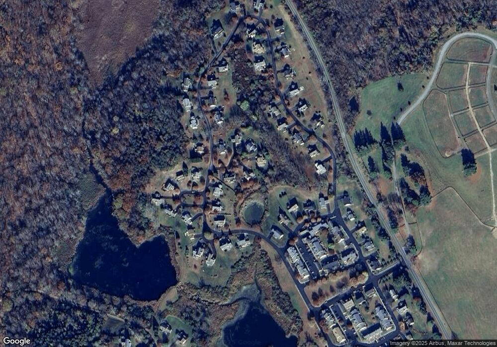 4 Old Field Cir, Pawling, NY 12564 - photo 1