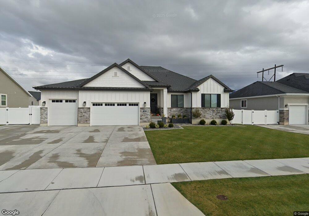 595 S Austrian Pine Dr, Layton, UT 84041 - photo 1