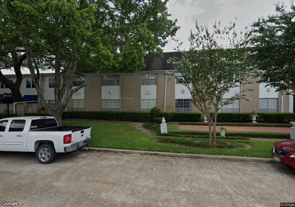 2701 Bellefontaine St unit A28, Houston, TX 77025 - photo 1