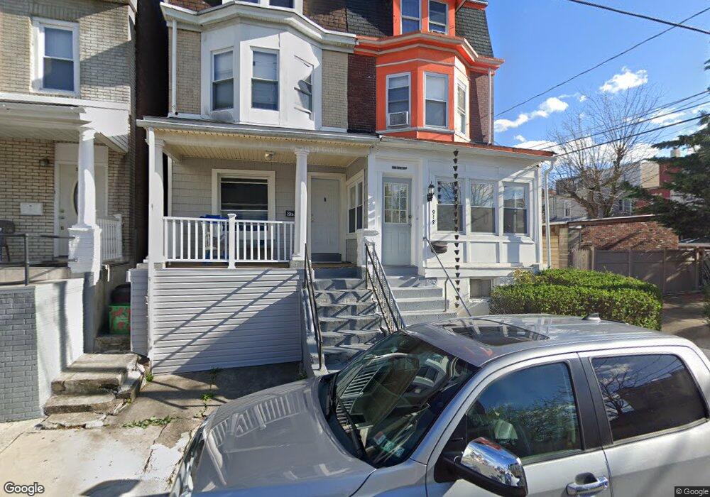 918 W Cedar St, Allentown, PA 18102 - photo 1