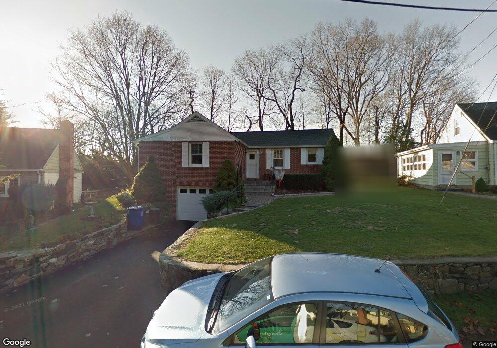 20 Rainbow Rd, Norwalk, CT 06851 - photo 1