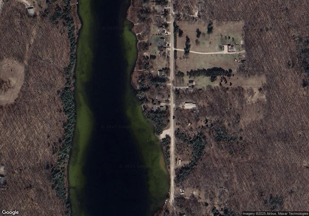 8167 Shrigley Rd, Charlevoix, MI 49720 - photo 1