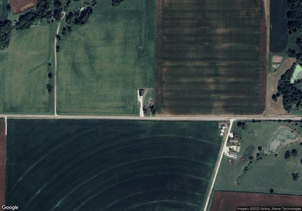 1332 Merritt Rd, Jacksonville, IL 62650 - photo 1