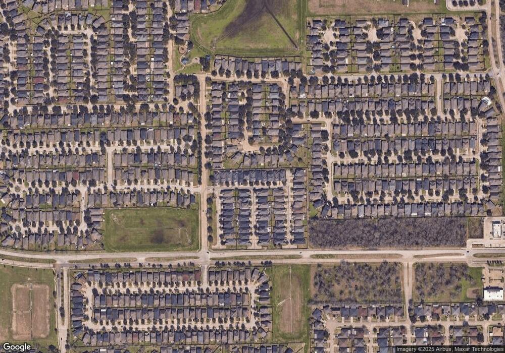 9031 Fuqua Villas Ln, Houston, TX 77075 - photo 1