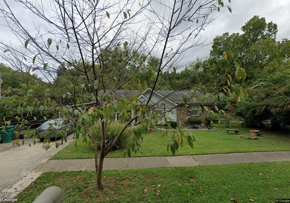 8309 Roseborough Rd, Louisville, KY 40228 - photo 1