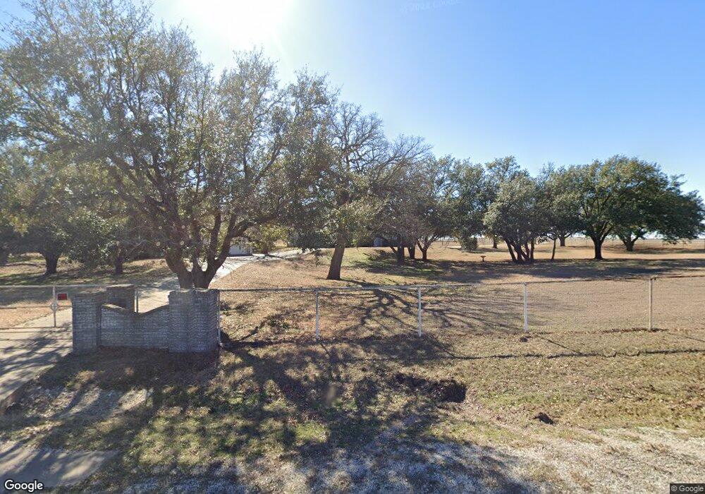 2700 Bob White Dr, Granbury, TX 76049 - photo 1