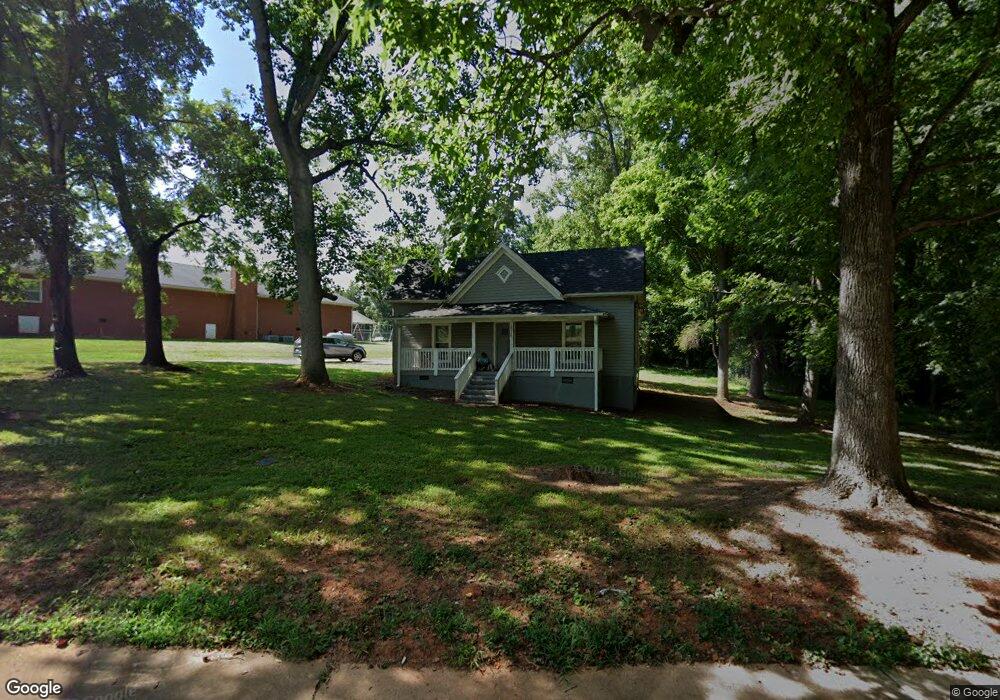 2022 Brooklyn Ave, Ramseur, NC 27316 - photo 1