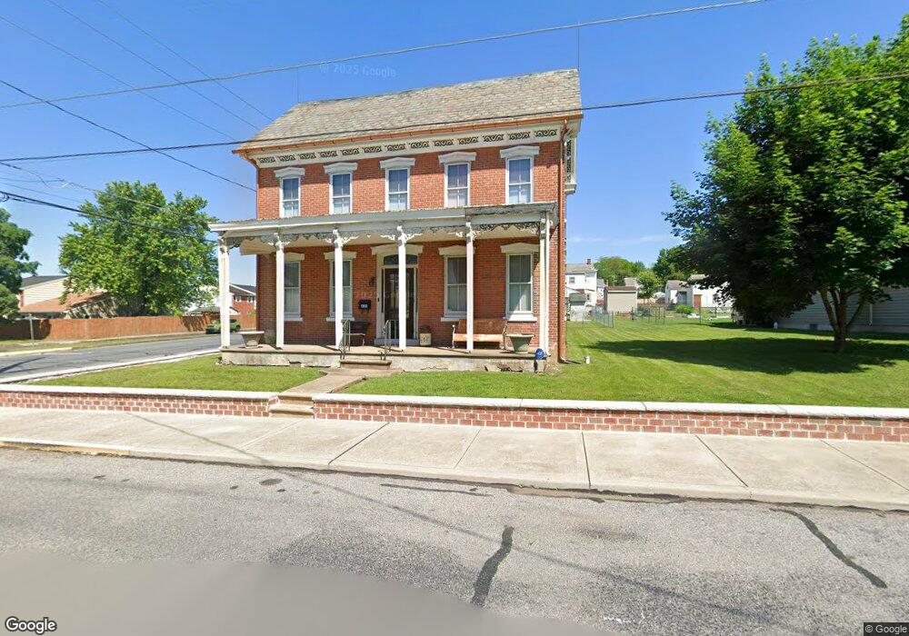 439 3rd St unit 5, East Greenville, PA 18041 - photo 1