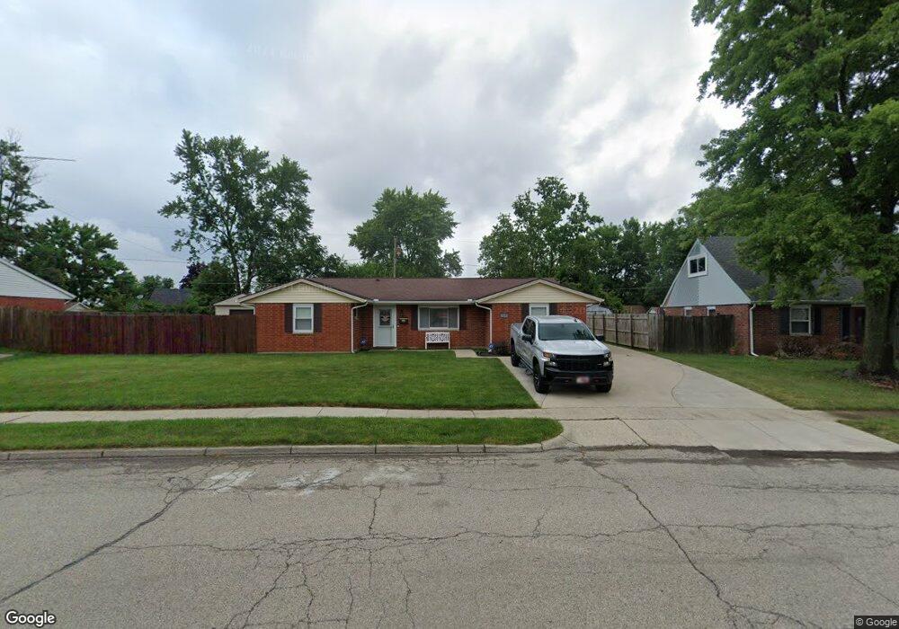 1572 Maumee Dr, Xenia, OH 45385 - photo 1