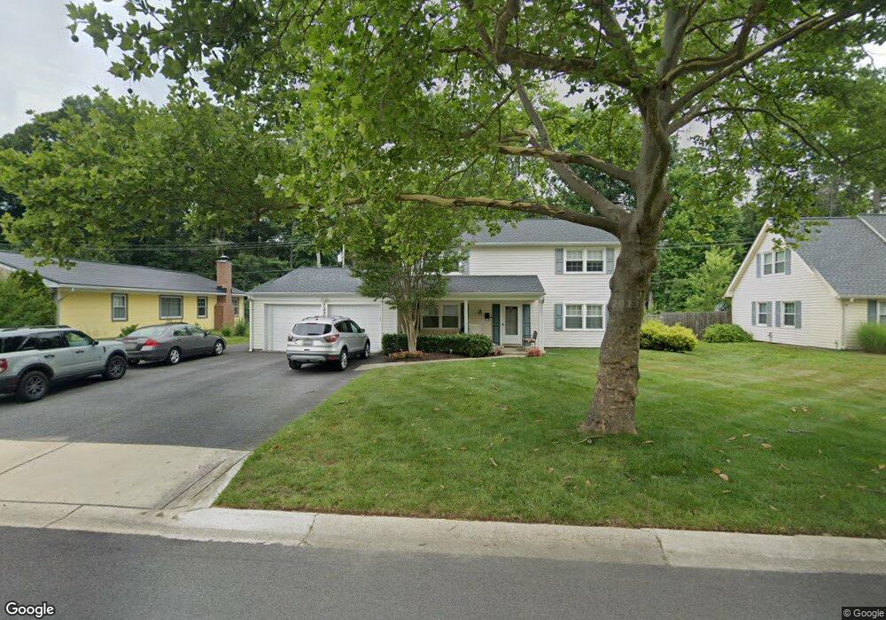 13304 Yorktown Dr, Bowie, MD 20715 - photo 1