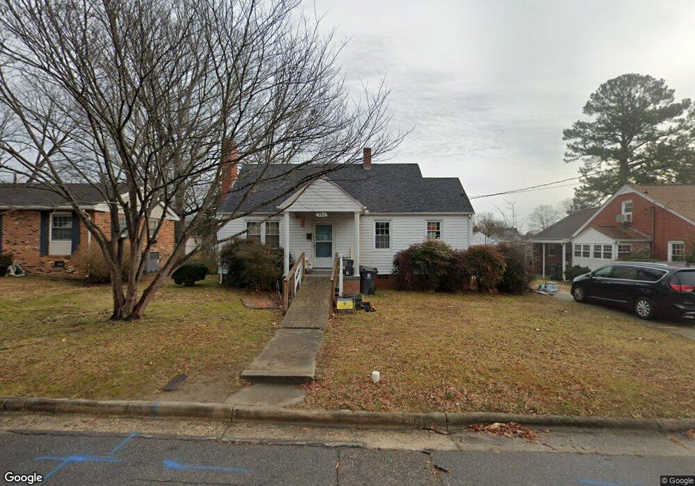 202 Grace St, Oxford, NC 27565 - photo 1