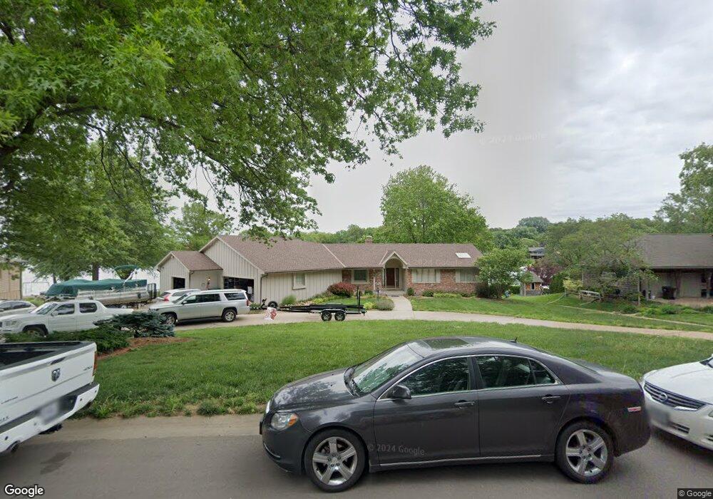 6730 SW Aylesbury Rd, Topeka, KS 66610 - photo 1