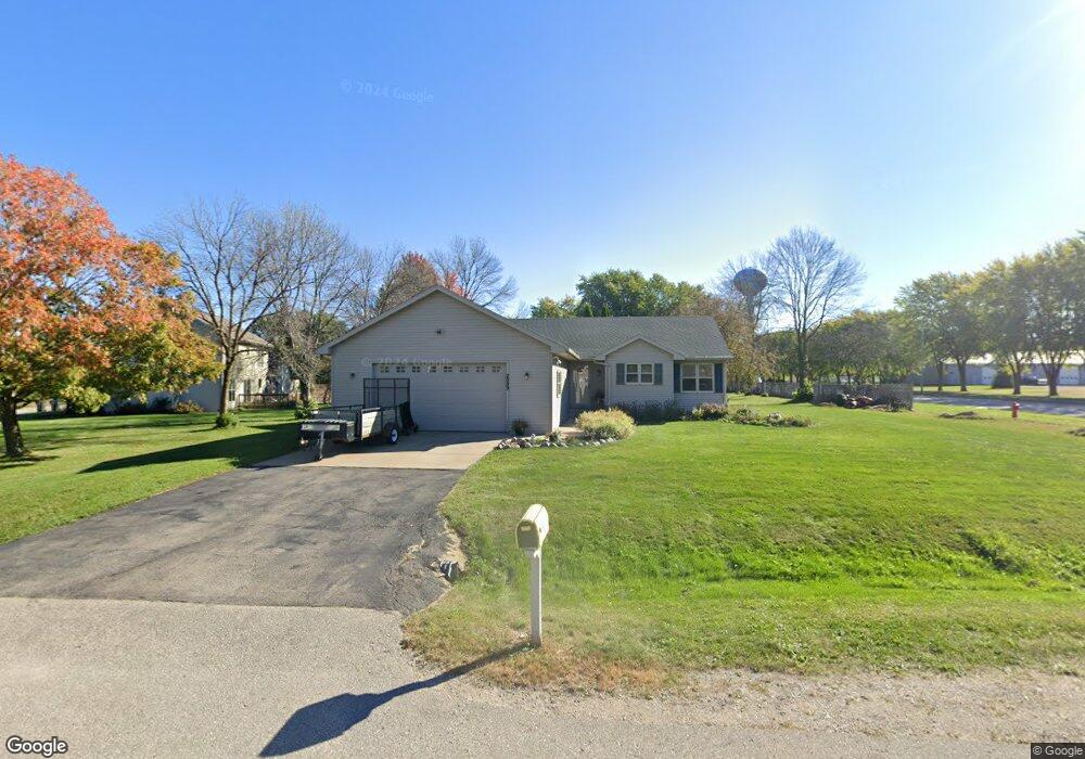 W2989 Creekside Ct, Appleton, WI 54915 - photo 1