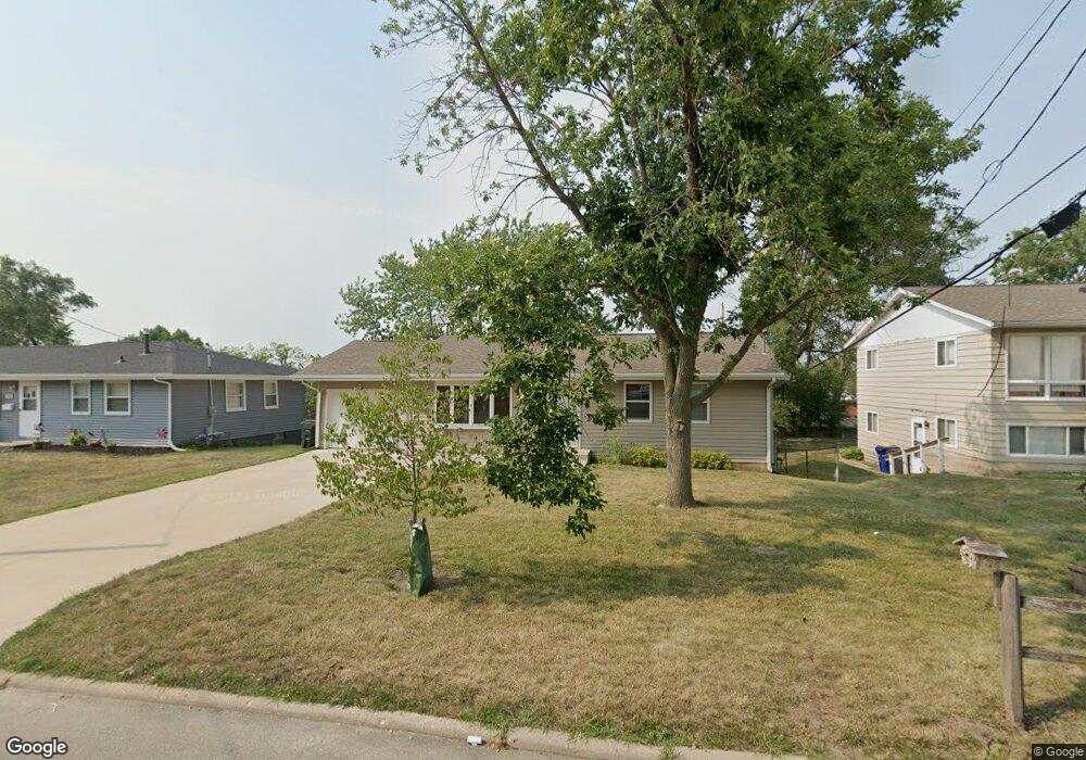 144 21st Ave SW, Cedar Rapids, IA 52404 - photo 1