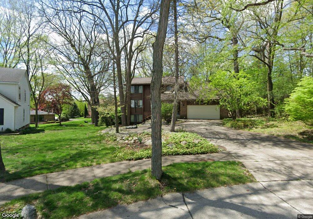 2375 Chesapeake Ct, Troy, MI 48098 - photo 1