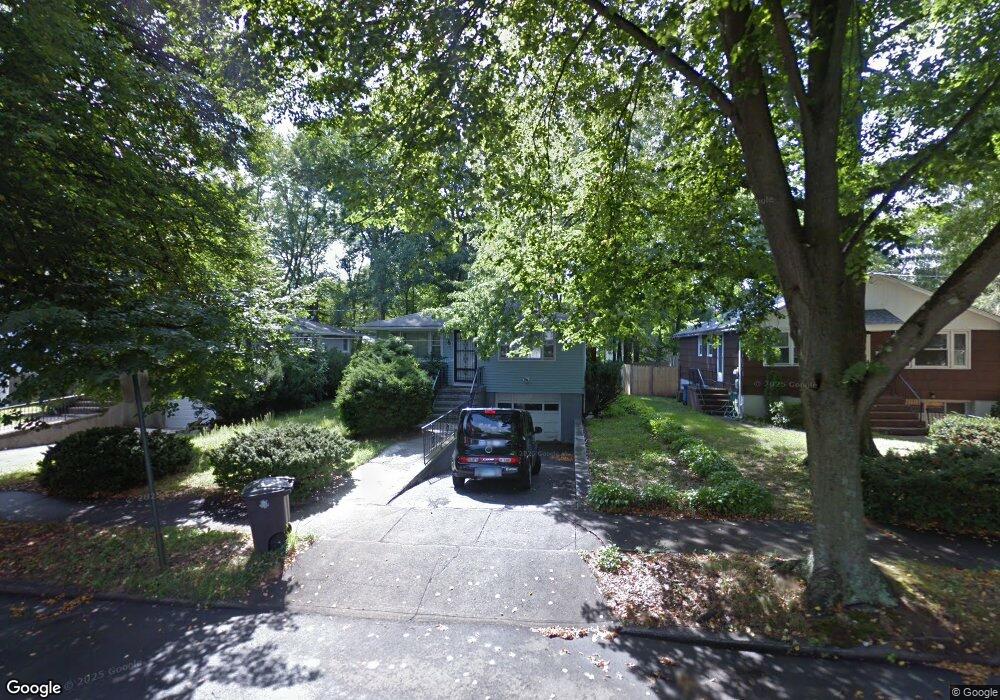 54 Wright Ave, New Haven, CT 06515 - photo 1