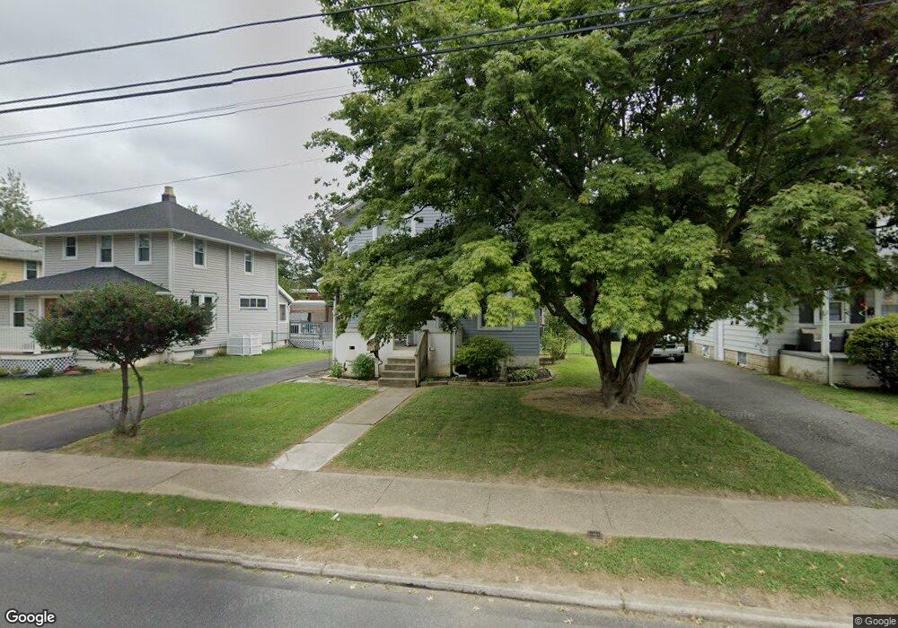 211 E Roland Rd, Brookhaven, PA 19015 - photo 1