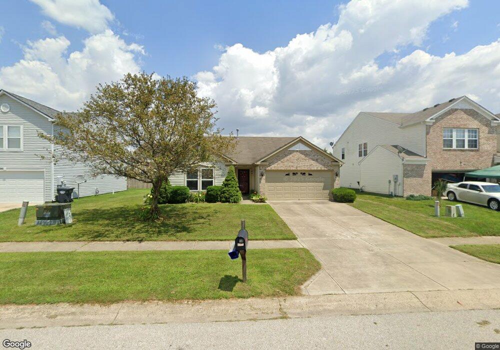 3359 Hemlock St, Whiteland, IN 46184 - photo 1