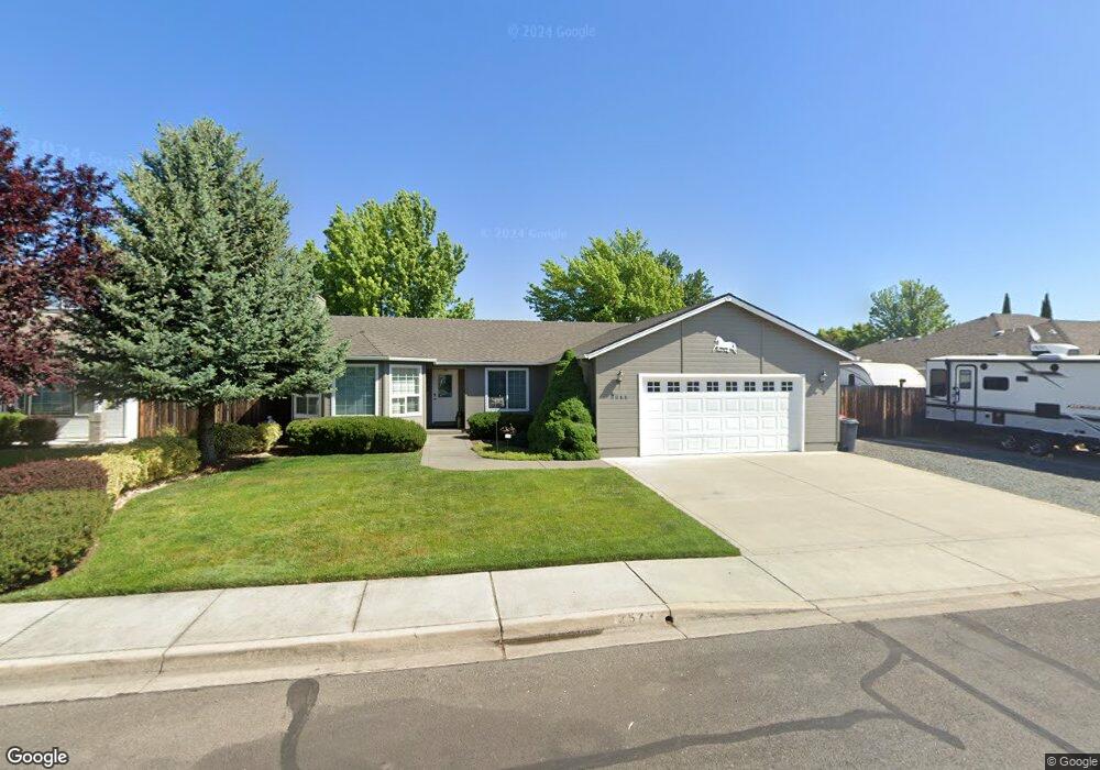 2573 St James Way, Central Point, OR 97502 - photo 1