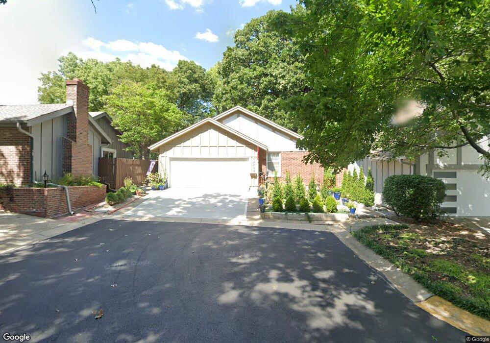 10234 Edelweiss Cir, Shawnee, KS 66203 - photo 1