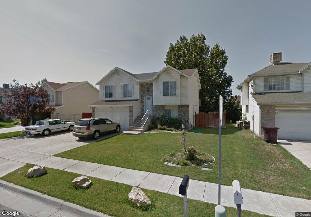 5515 S 4225 W, Roy, UT 84067 - photo 1