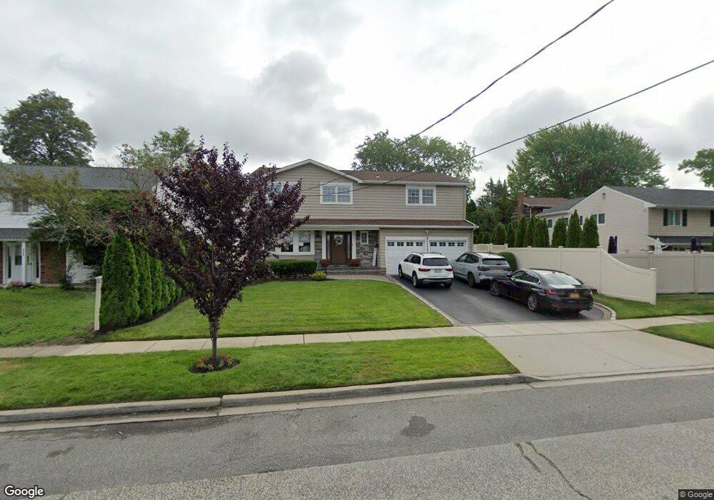 2601 Merrick Ave, Merrick, NY 11566 - photo 1