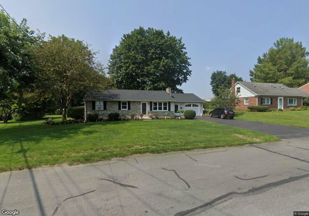 28 Ethel Ave, Leola, PA 17540 - photo 1