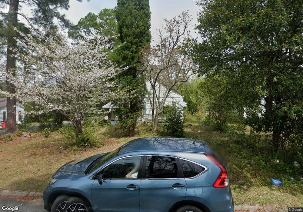 1043 Sylvian Dr, Macon, GA 31206 - photo 1