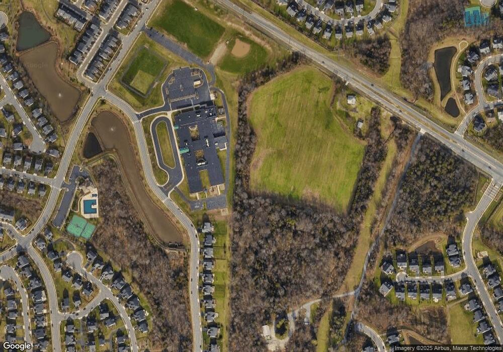 25575 Red Cherry Dr, Aldie, VA 20105 - photo 1